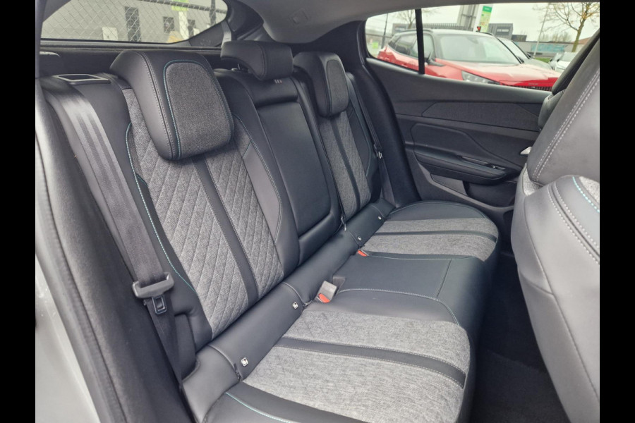 Peugeot 408 1.2 Allure 130PK EAT8 /Adap. Cruise /1e eigenaar