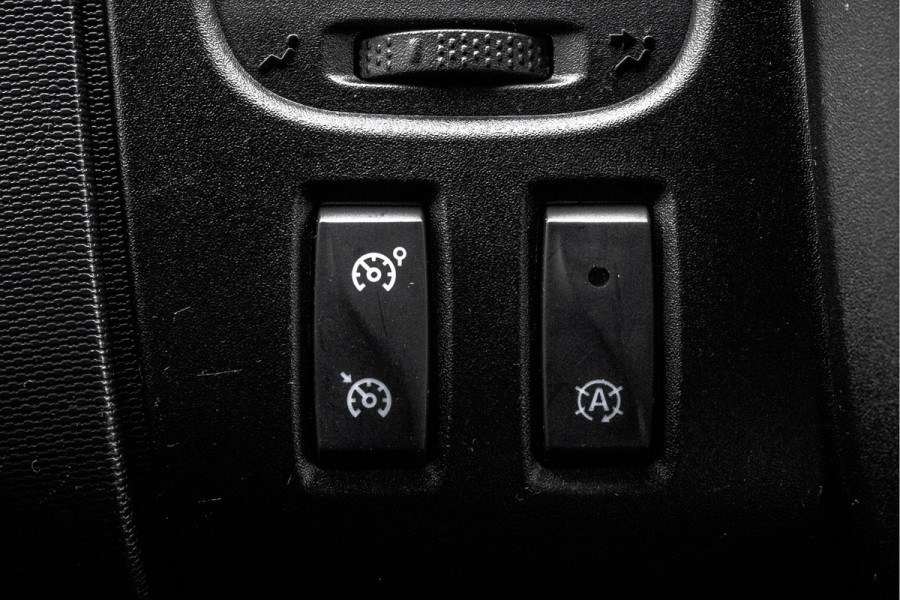 Renault Trafic 2.0 dCi L2H1 146 PK Automaat Schuifdeur L+R | Euro 6 | Cruise | Airco | | LED