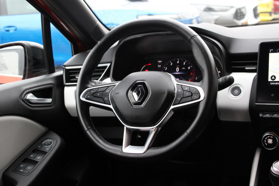 Renault Clio 1.0 TCe 90 Techno | Stoel + Stuurverwarming | Climate Control | Cruise Control | Navigatie | Lichtmetalen Velgen | Parkeersensoren Achter |