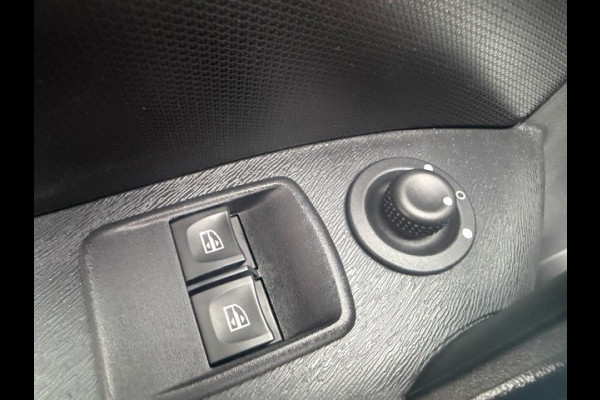 Renault Kangoo 1.5 Blue dCi 95 Comfort AIRCO I NAVI I CAMERA I TREKHAAK I IMPERIAAL I 1e EIGENAAR I COMPLETE ONDERHOUDSHISTORIE