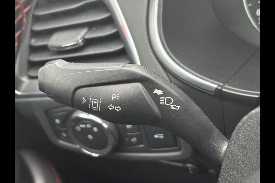 Ford S-Max 2.0 Ecoblue Bi-Turbo ST-Line 240pk | Panoramadak | Full LED | Adaptieve Cruise | Stoelverwarming | Trekhaak | Voorruit verwarming |