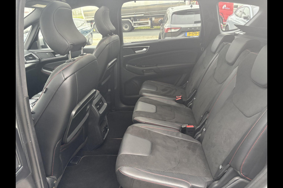 Ford S-Max 2.0 Ecoblue Bi-Turbo ST-Line 240pk | Panoramadak | Full LED | Adaptieve Cruise | Stoelverwarming | Trekhaak | Voorruit verwarming |