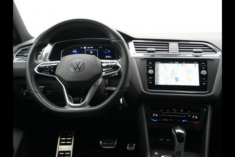 Volkswagen Tiguan 1.5 TSI 150pk DSG R-Line Business Trekhaak Navigatie Camera Pdc Acc Carplay 10