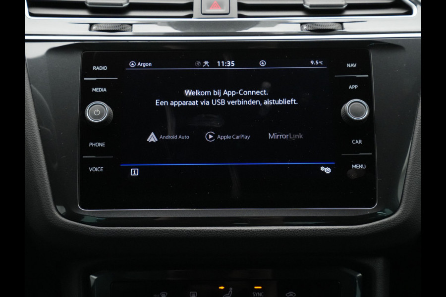 Volkswagen Tiguan 1.5 TSI 150pk DSG R-Line Business Trekhaak Navigatie Camera Pdc Acc Carplay 10
