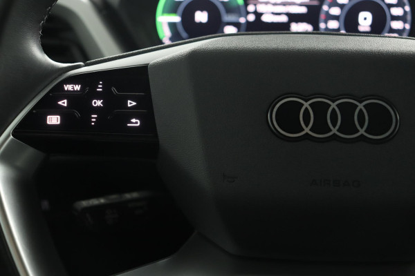 Audi Q4 e-tron 35 Edition|SOH 93%|Stoelverwarming|Apple Carplay/Android Auto|Nieuwstaat!
