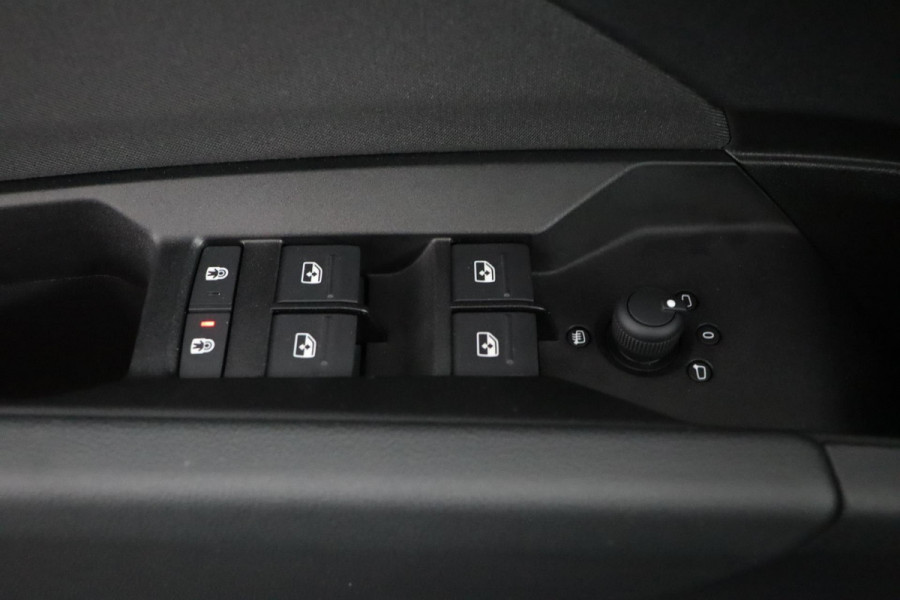 Audi Q4 e-tron 35 Edition|SOH 93%|Stoelverwarming|Apple Carplay/Android Auto|Nieuwstaat!