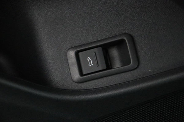 Audi Q4 e-tron 35 Edition|SOH 93%|Stoelverwarming|Apple Carplay/Android Auto|Nieuwstaat!