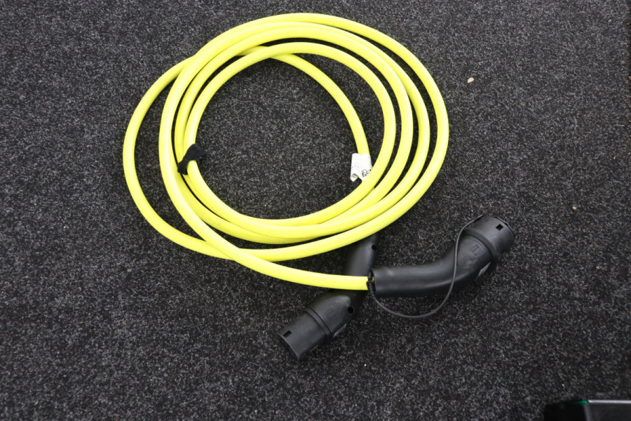 Audi Q4 e-tron 35 Edition|SOH 93%|Stoelverwarming|Apple Carplay/Android Auto|Nieuwstaat!