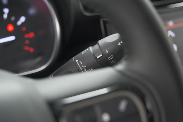 Citroën C3 Aircross PureTech 130 EAT6 Plus | Stoelverwarming | Apple Carplay | Parkeersensoren