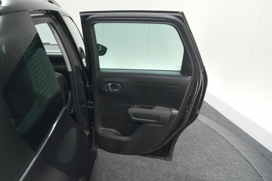 Citroën C3 Aircross PureTech 130 EAT6 Plus | Stoelverwarming | Apple Carplay | Parkeersensoren