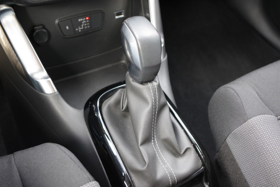 Citroën C3 Aircross 1.2 PureTech Automaat Shine, Carplay, Cruise Control, Climate Control