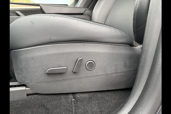 Tesla Model Y RWD 58 kWh AFNEEMBARE TREKHAAK| STOEL/ STUURVERW| AUTOPILOT| RIJKLAARPRIJS INCL. TESLA GARANTIE t/m 03-2027/80.000km accu en aandrijflijn t/m 03-2031/160.000km