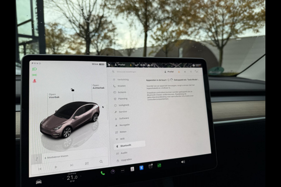 Tesla Model Y RWD 58 kWh AFNEEMBARE TREKHAAK| STOEL/ STUURVERW| AUTOPILOT| RIJKLAARPRIJS INCL. TESLA GARANTIE t/m 03-2027/80.000km accu en aandrijflijn t/m 03-2031/160.000km