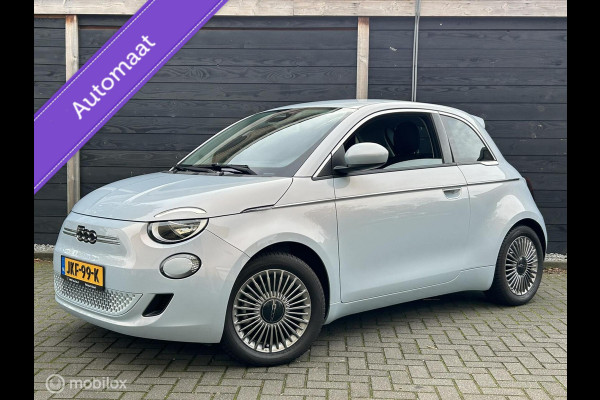 Fiat 500 Urban 42 kWh Clima / LM / Carplay / Parelmoer lak / 8.875 KM!!!
