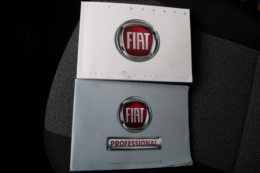 Fiat Ducato 30 2.3 MultiJet L2H2 / Trekhaak / Camera / Navi / 3 zits