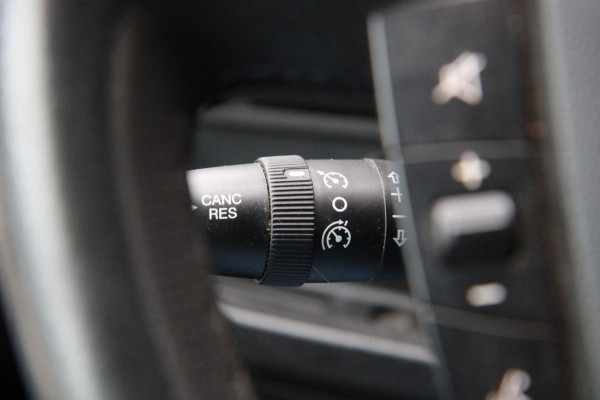 Fiat Ducato 30 2.3 MultiJet L2H2 / Trekhaak / Camera / Navi / 3 zits