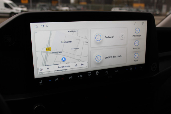 Ford Transit Custom 320 2.0-136 pk TDCI L1H1 Trend. Fabrieksgarantie tot 10-2028 ! Adapt. Cruise Cntrl, Navigatie, Camera, PDC V+A, Apple Carplay/Android auto, LED verl., Laadruimte bekleed, Bijrijdersbank, Spiegel-, stoel en voorraamverw. etc.