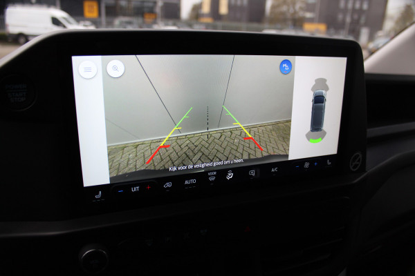 Ford Transit Custom 320 2.0-136 pk TDCI L1H1 Trend. Fabrieksgarantie tot 10-2028 ! Adapt. Cruise Cntrl, Navigatie, Camera, PDC V+A, Apple Carplay/Android auto, LED verl., Laadruimte bekleed, Bijrijdersbank, Spiegel-, stoel en voorraamverw. etc.