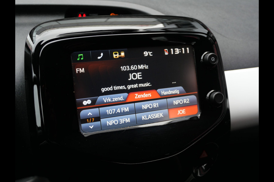 Peugeot 108 1.0 e-VTi COLLECTION | CLIMA | CARPLAY | CAMERA | ALL-SEASON | APK 11-2026!