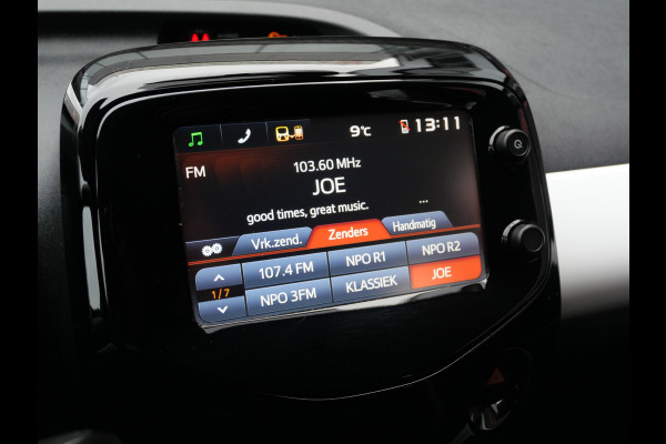 Peugeot 108 1.0 e-VTi COLLECTION | CLIMA | CARPLAY | CAMERA | ALL-SEASON | APK 11-2026!