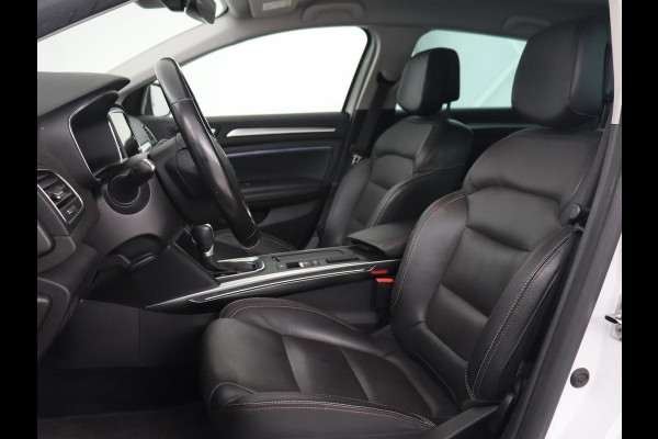 Renault Mégane 1.6 E-Tech Plug-In Hybrid 160 Business Edition One | Leder | Stoelverwarming | Carplay | Camera | Stuurverwarming | Full LED | Navigatie | Climate control