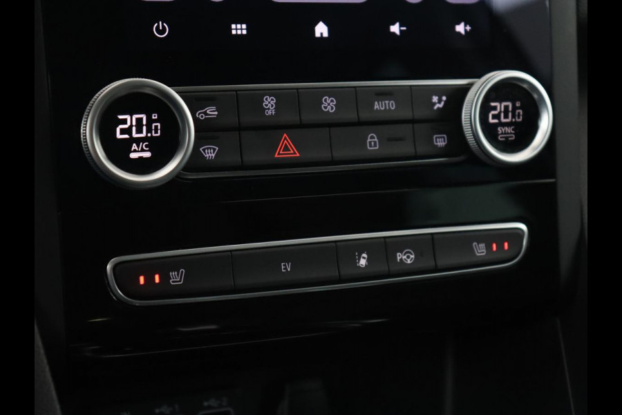 Renault Mégane 1.6 E-Tech Plug-In Hybrid 160 Business Edition One | Leder | Stoelverwarming | Carplay | Camera | Stuurverwarming | Full LED | Navigatie | Climate control