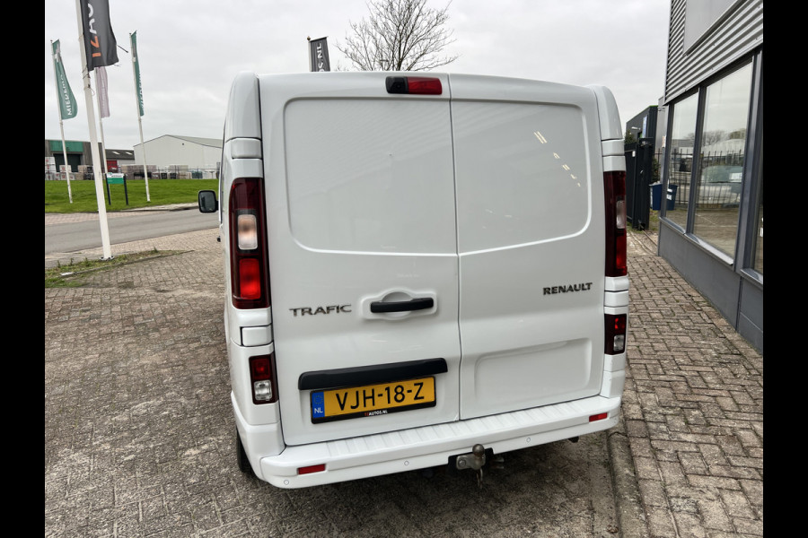 Renault Trafic 2.0 dCi 120 T29 L2H1 DC 5 Pers. Work Edition