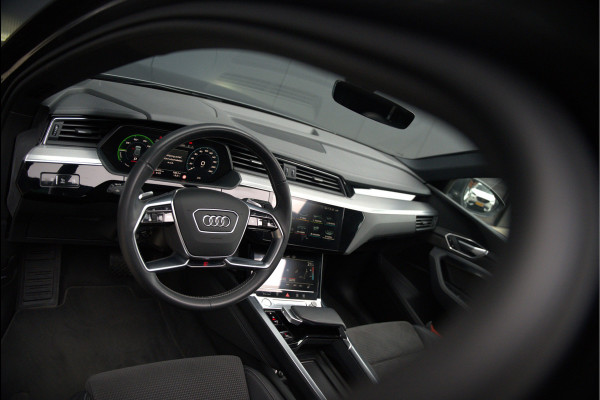Audi e-tron Sportback 50 quattro S edition 71 kWh | S-Line | Panoramadak | Memory Seats | Luchtvering | Adaptive Cruise Control | Apple Carplay | Keyless | Matrix LED | Leder | Stoelverwarming | NAP |