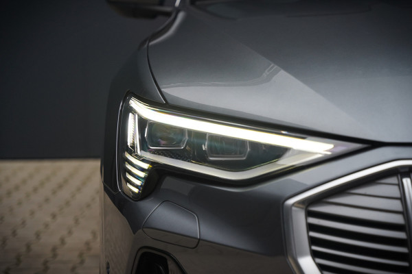 Audi e-tron Sportback 50 quattro S edition 71 kWh | S-Line | Panoramadak | Memory Seats | Luchtvering | Adaptive Cruise Control | Apple Carplay | Keyless | Matrix LED | Leder | Stoelverwarming | NAP |