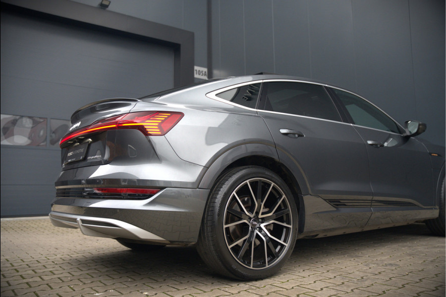 Audi e-tron Sportback 50 quattro S edition 71 kWh | S-Line | Panoramadak | Memory Seats | Luchtvering | Adaptive Cruise Control | Apple Carplay | Keyless | Matrix LED | Leder | Stoelverwarming | NAP |