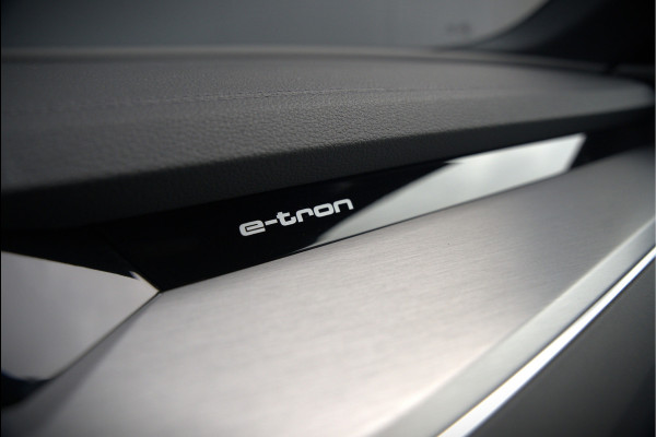Audi e-tron Sportback 50 quattro S edition 71 kWh | S-Line | Panoramadak | Memory Seats | Luchtvering | Adaptive Cruise Control | Apple Carplay | Keyless | Matrix LED | Leder | Stoelverwarming | NAP |