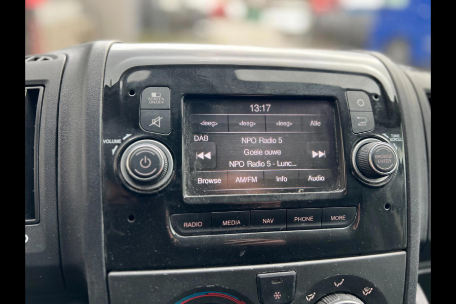 Peugeot Boxer 335 2.2 BlueHDi 140 L3H2 Premium Camera Airco Navi