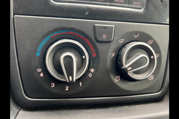 Peugeot Boxer 335 2.2 BlueHDi 140 L3H2 Premium Camera Airco Navi