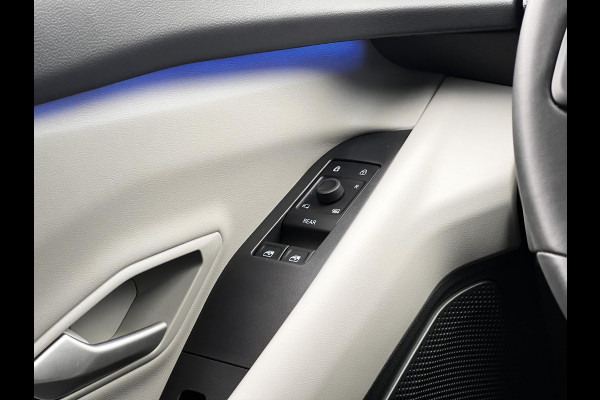 Ford Explorer Premium Extended Range RWD 77 kWh 286pk | Panorama Dak | Driver assistance Pack | Trekhaak wegklapbaar | AGR stoelen