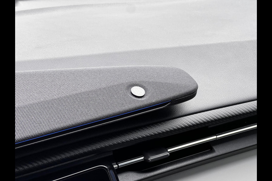 Ford Explorer Premium Extended Range RWD 77 kWh 286pk | Panorama Dak | Driver assistance Pack | Trekhaak wegklapbaar | AGR stoelen