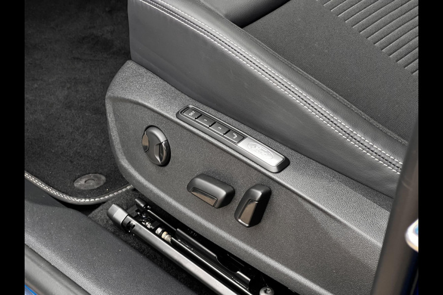 Ford Explorer Premium Extended Range RWD 77 kWh 286pk | Panorama Dak | Driver assistance Pack | Trekhaak wegklapbaar | AGR stoelen