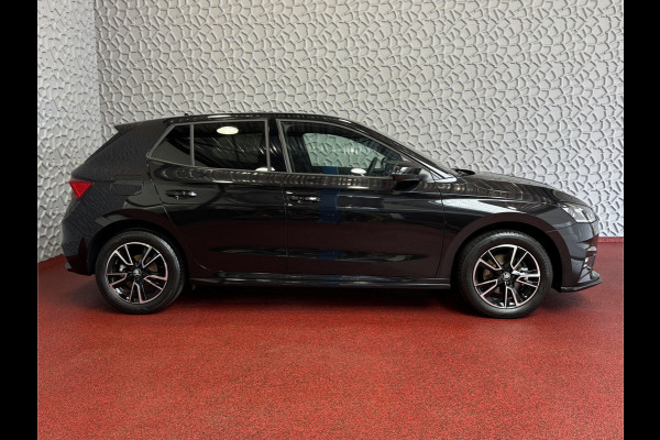 Škoda Fabia 1.0 TSI 116PK MONTE CARLO BLACK CAMERA LED STOEL/STUUR VERW ADAP, CRUISE VIC.COCKPIT 03/2025