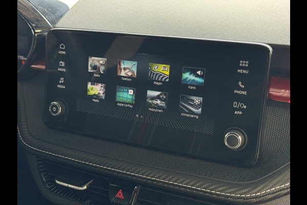 Škoda Fabia 1.0 TSI 116PK MONTE CARLO BLACK CAMERA LED STOEL/STUUR VERW ADAP, CRUISE VIC.COCKPIT 03/2025