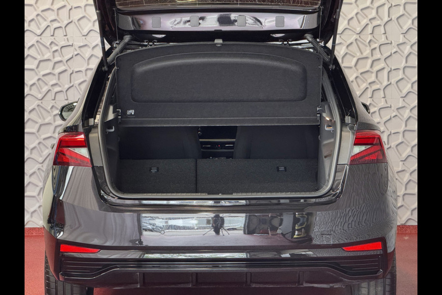 Škoda Fabia 1.0 TSI 116PK MONTE CARLO BLACK CAMERA LED STOEL/STUUR VERW ADAP, CRUISE VIC.COCKPIT 03/2025