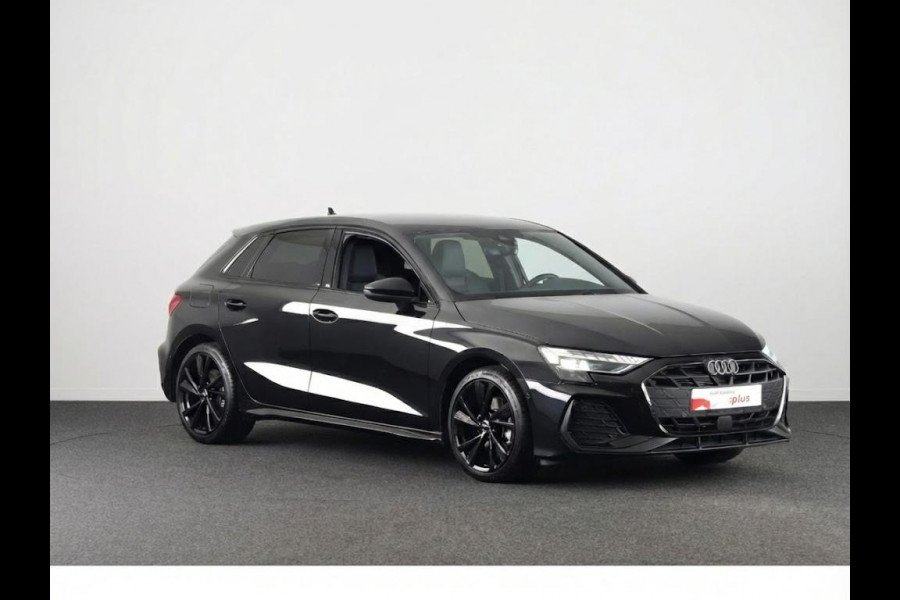 Audi A3 Sportback 35 TFSI S edition 150 pk S-tronic | Private lease vanaf € 670,- pm | Navigatie | Parkeersensoren (Park assist) | Apple Carplay/Android Auto | S-Line |
