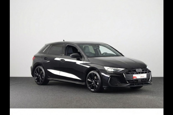 Audi A3 Sportback 35 TFSI S edition 150 pk S-tronic | Private lease vanaf € 670,- pm | Navigatie | Parkeersensoren (Park assist) | Apple Carplay/Android Auto | S-Line |