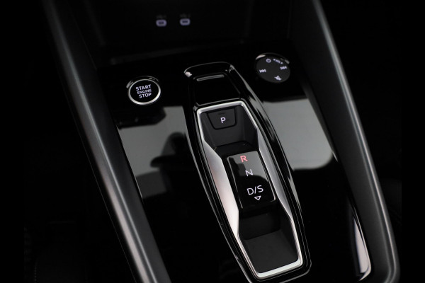Audi A3 Sportback 35 TFSI S edition 150 pk S-tronic | Private lease vanaf € 670,- pm | Navigatie | Parkeersensoren (Park assist) | Apple Carplay/Android Auto | S-Line |