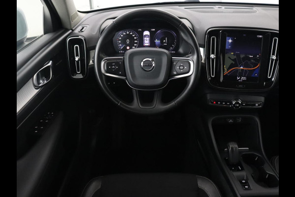 Volvo XC40 1.5 T5 Recharge Momentum Pro | Harman/Kardon | Camera | Carplay | Half leder | Navigatie | Cruise control | Climate control | Parkeerhulp | Full LED | PHEV | Plug In