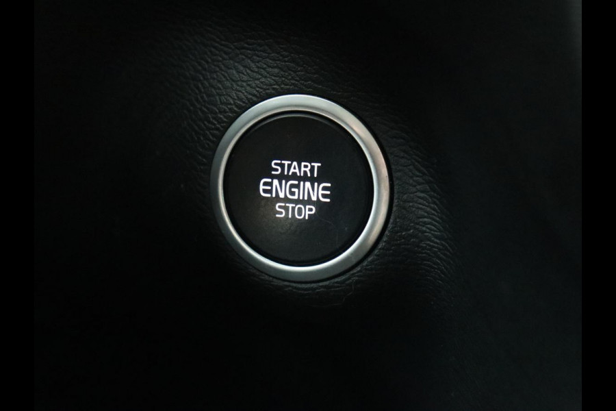 Volvo XC40 1.5 T5 Recharge Momentum Pro | Harman/Kardon | Camera | Carplay | Half leder | Navigatie | Cruise control | Climate control | Parkeerhulp | Full LED | PHEV | Plug In