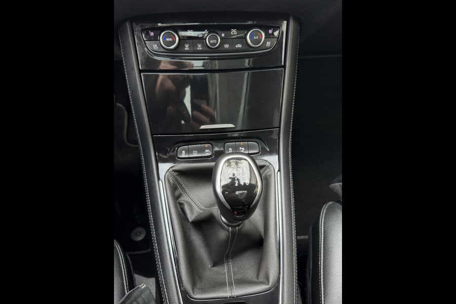 Opel Grandland X 1.2 Turbo Ultimate - Panorama dak I Leer I Airco I 360 Camera I PDC I LED I Dealer onderhouden