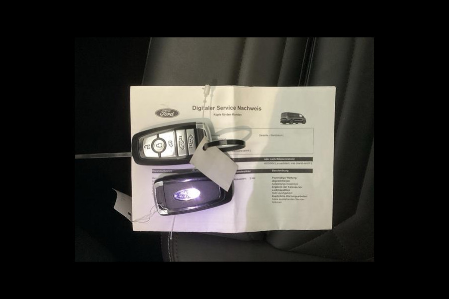 Ford Transit Custom Tourneo 340 2.5 PHEV L1H1 Titanium X 233pk | Ergonomische Lederen Stoelen | Elektrische schuifdeuren links en rechts | Prijs is incl. BTW/BPM | Stuur/Stoelverwarming | Trekhaak Wegklapbaar | B&O Play | Verlengde Fabrieksgarantie tot 05-2029