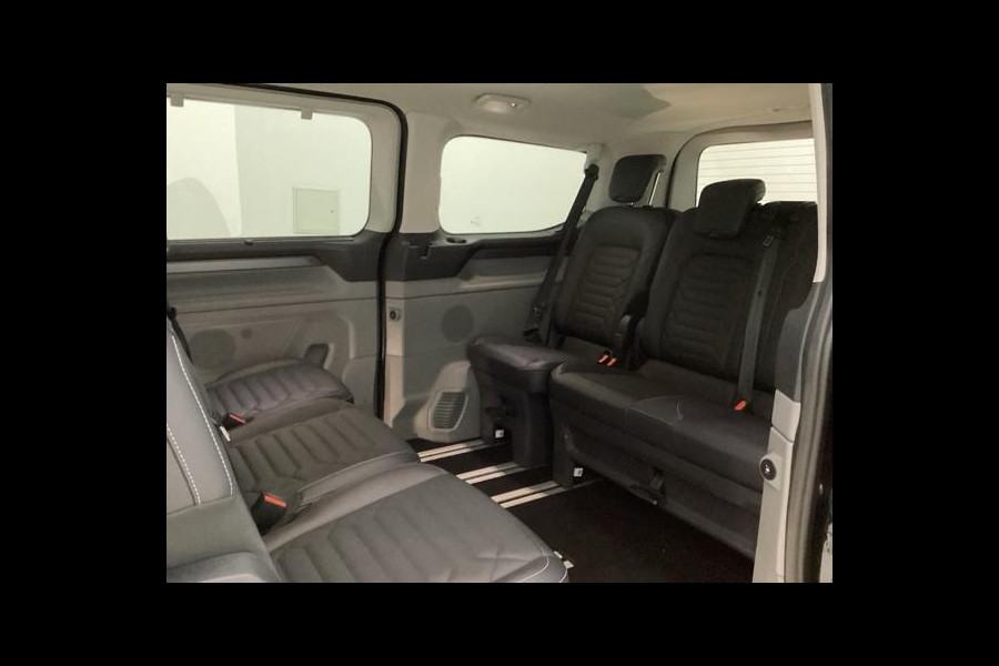 Ford Transit Custom Tourneo 340 2.5 PHEV L1H1 Titanium X 233pk | Ergonomische Lederen Stoelen | Elektrische schuifdeuren links en rechts | Prijs is incl. BTW/BPM | Stuur/Stoelverwarming | Trekhaak Wegklapbaar | B&O Play | Verlengde Fabrieksgarantie tot 05-2029