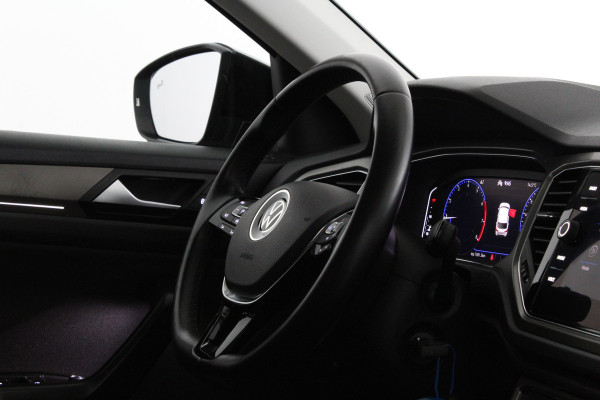 Volkswagen T-Roc 1.0 TSI Style Panorama.schuif/Camera/Adapt.cruise/18 inch...