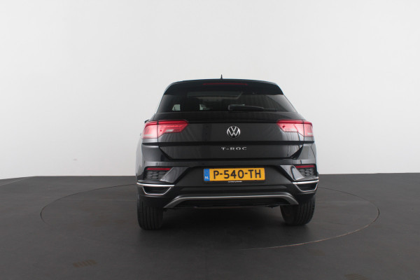 Volkswagen T-Roc 1.0 TSI Style Panorama.schuif/Camera/Adapt.cruise/18 inch...