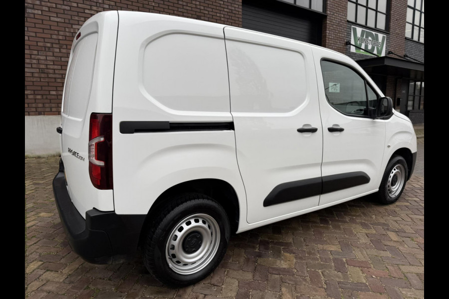 Toyota PROACE CITY 1.5 D-4D / Airco / Cruise Control / BlueTooth (handsfree) / Betonplex Laadvloer incl. Vloerschelp